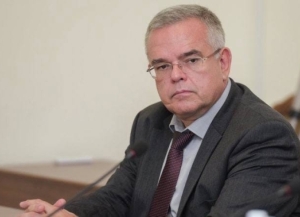 Глава МИД Абхазии поздравил первого посла РФ в Абхазии Семена Григорьева с юбилеем