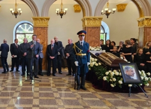 В Абхазии простились со Станиславом Лакоба