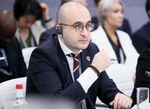 Министр юстиции Анри Барциц выступил с докладом о Конституции Абхазии на форуме в Санкт-Петербурге