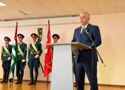 Аԥсны атәылахьчара аминистрреи, аштаб хадеи, Арбџьармчқәеи 34 шықәса рхыҵра иазку аныҳәатә еизара мҩаԥысит атәылахьчара аминистрра акттә зал аҿы