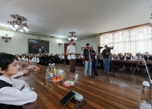 В АбИГИ подвели итоги конкурса абхазской и русской словесности «Корни слова»
