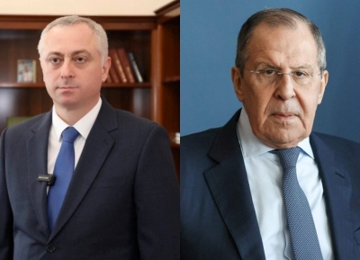 Бадра Гәынба Урыстәыла адәныҟатәи аусқәа рминистр Сергеи Лавров адипломатиатә усзуҩы имш идиныҳәалеит