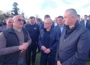 Бадра Гунба и Сергей Кириенко посетили презентацию проектов спортивно-туристического кластера "Маршруты здоровья" в селе Мыку