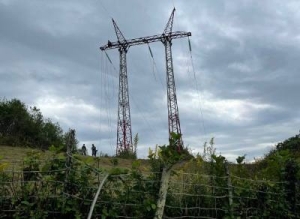 НА ВЛ "АЧГУАРА" ПРОДОЛЖАЮТСЯ РЕМОНТНЫЕ РАБОТЫ